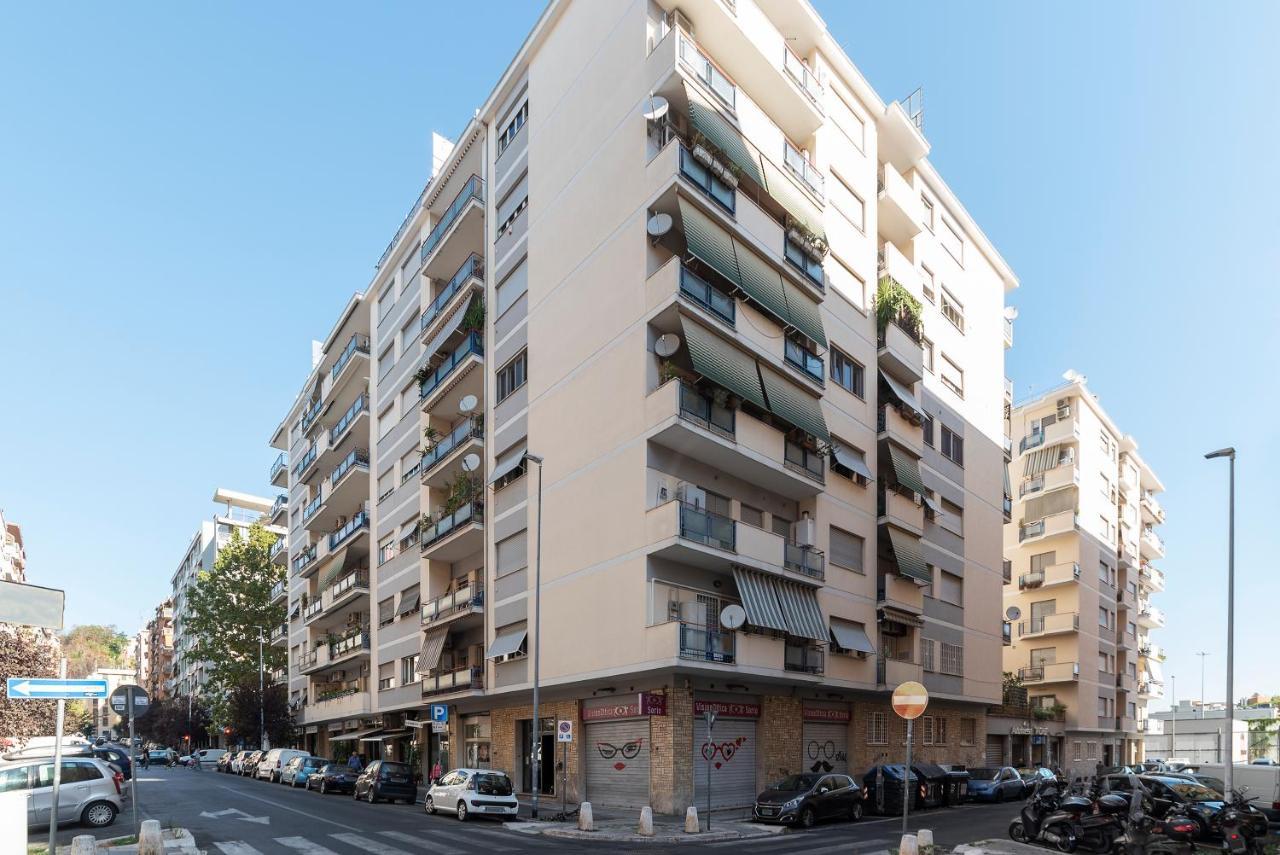 Metro Cipro! Alle Spalle Del Vaticano Apartment X4 Roma Exterior foto